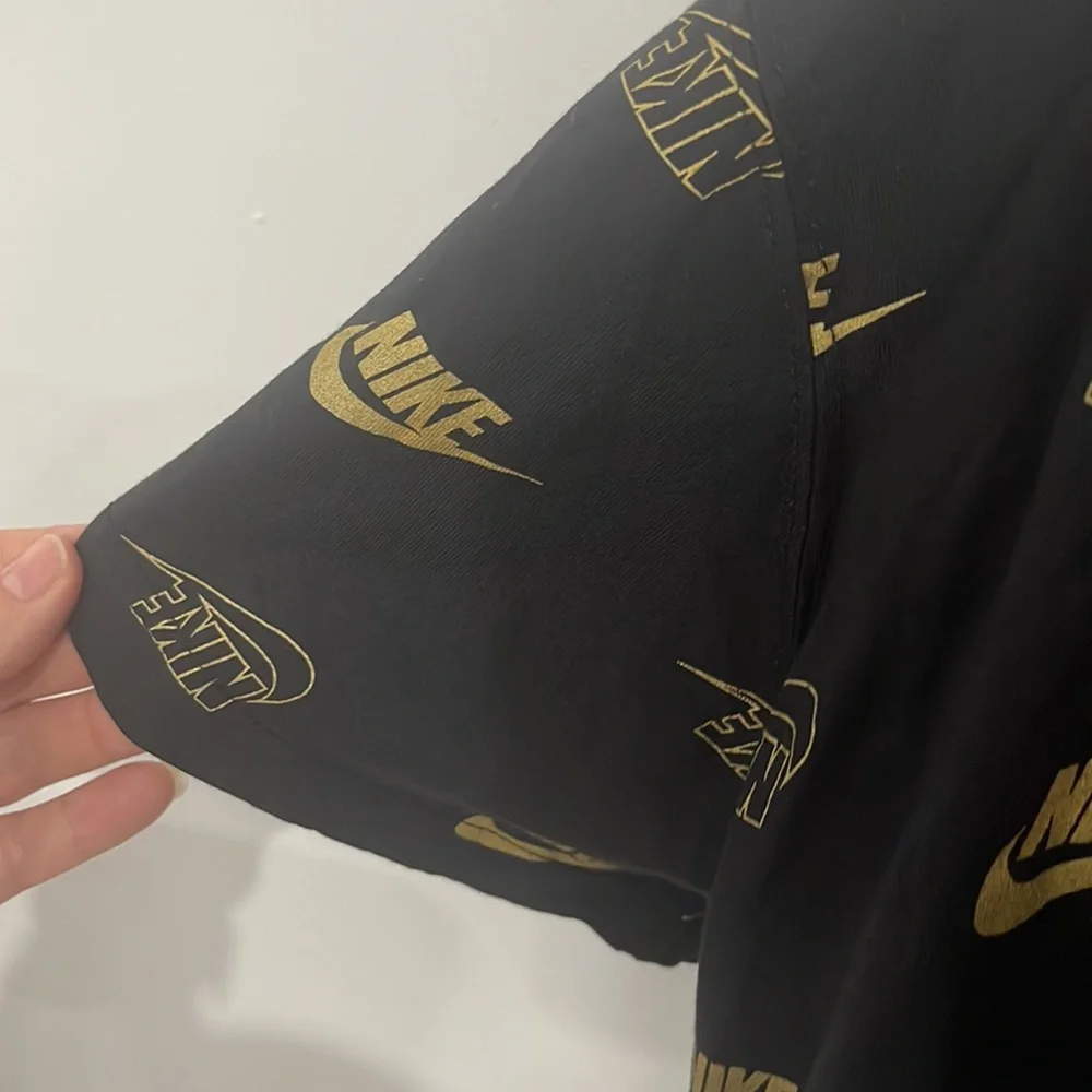 NIKE L crop tee - Picture 3 of 3